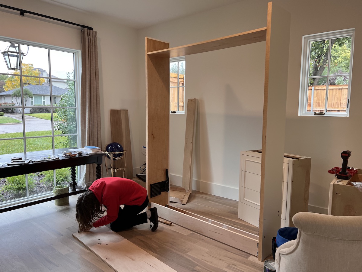Standard Murphy bed
